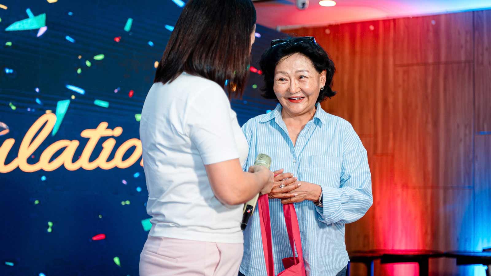 Ankhtuya Dashdorj congratulated on stage